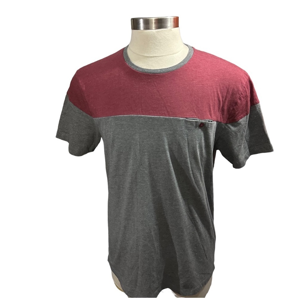 Steel & Jelly London Men Red & Grey T-Shirt Size XL Color Block Short Sleeve
